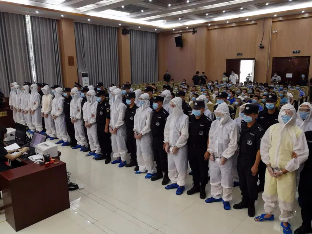 乐东法院公开宣判4起涉恶犯罪案件