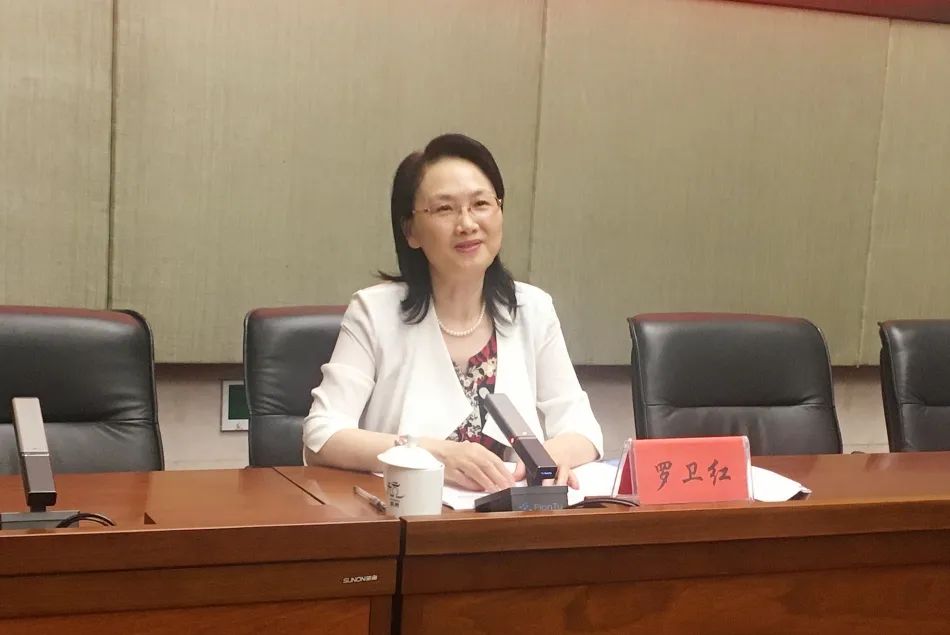 全国两会精神学习好贯彻好落实好