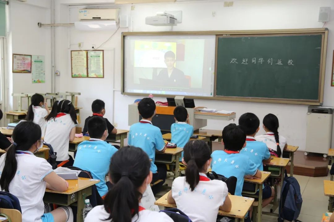 侵權法律風險防範的相關知識通過真實案例解讀花園實驗小學的同學們