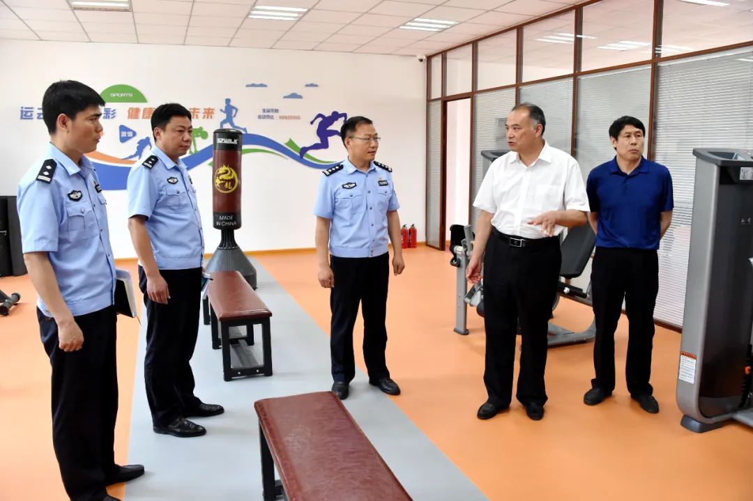 宿豫警方丨田先锋同志到分局检查指导幸福警营建设工作