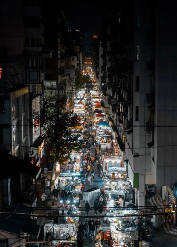 这些超好逛的地摊夜市,我居然都没逛过?