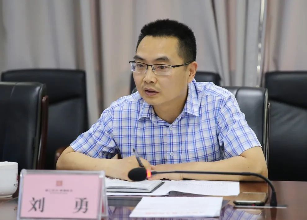 达州中院督导渠县法院近期重点工作