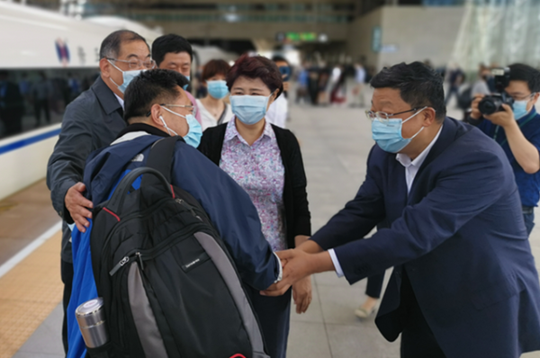 中国医大一院重症医学科主任马晓春教授凯旋