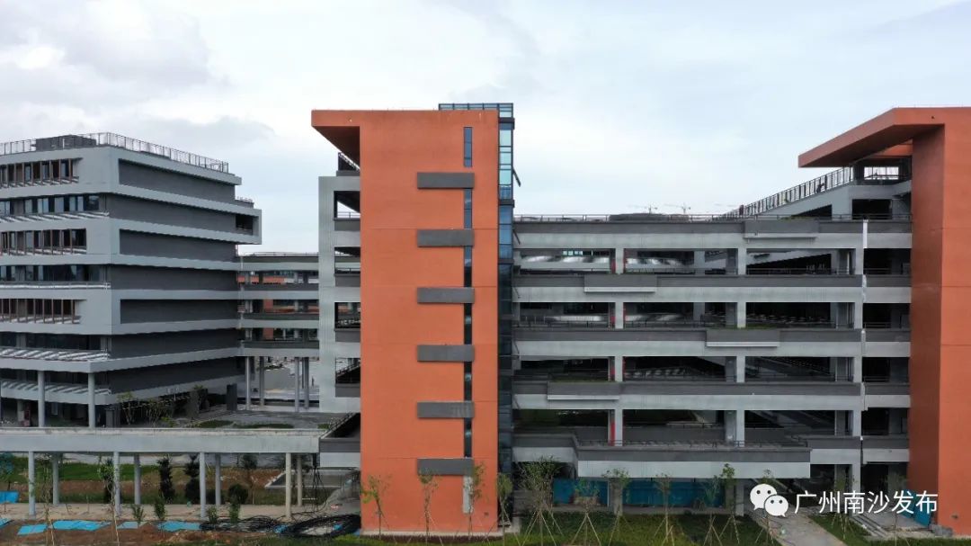 气势恢宏色彩灵动二中天元九月启用小南带你去探探营