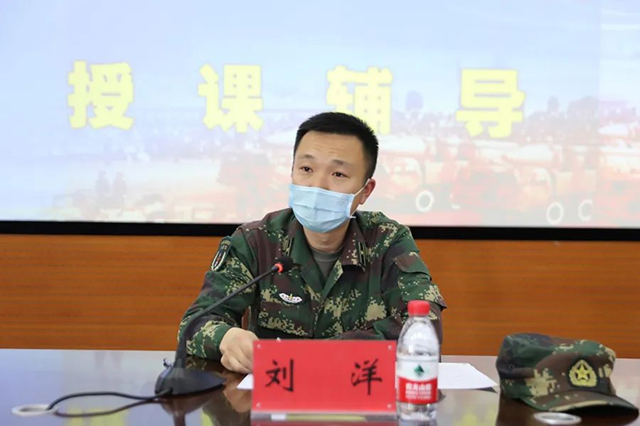中国火箭军现场裁判公正严谨 有事业心,责任感,真心热爱教育,刻苦钻研