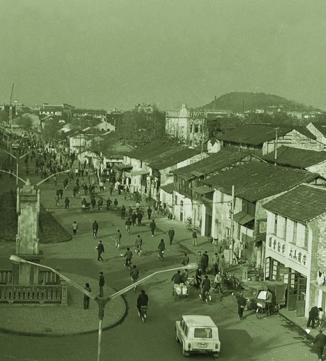 50年原来你是这样一条路