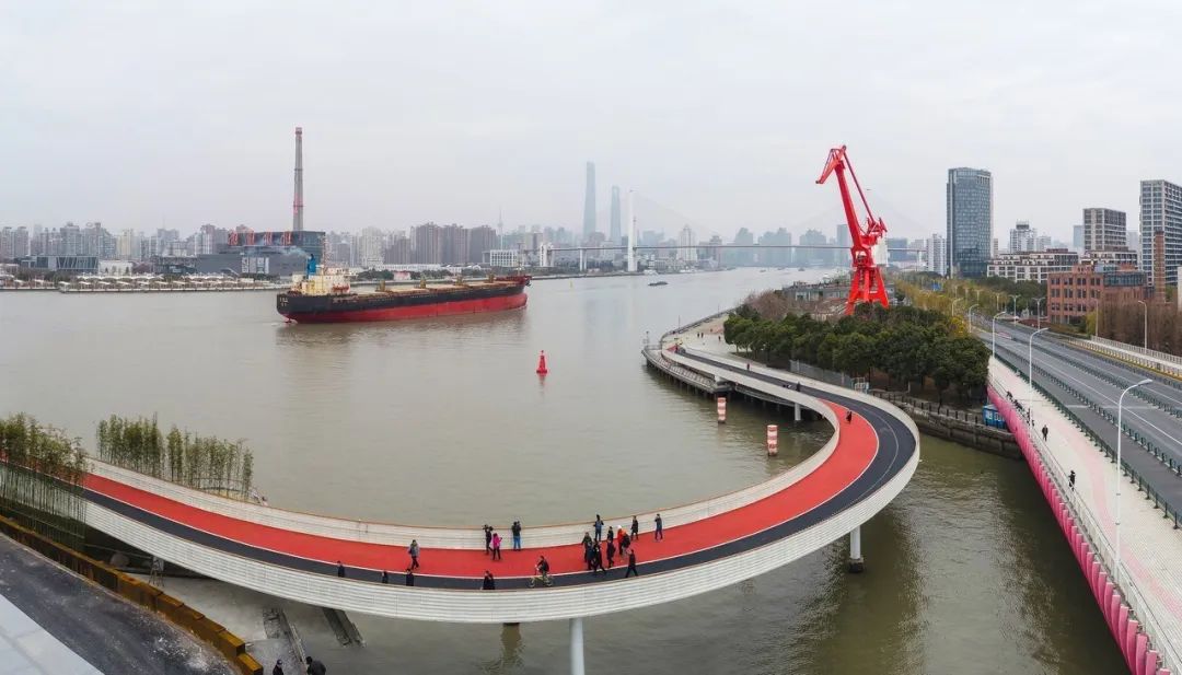 12座小桥12种曼妙一步一景的浦东滨江