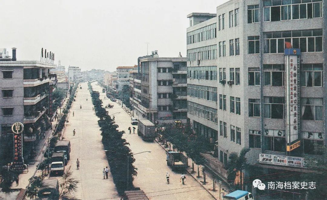 南海官窑厚西村小巷子图片