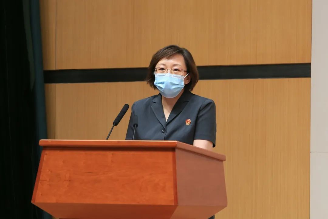 西城法院召开第一届法官大会