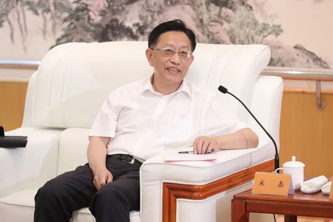 马晓晖会见中节能集团董事长一行