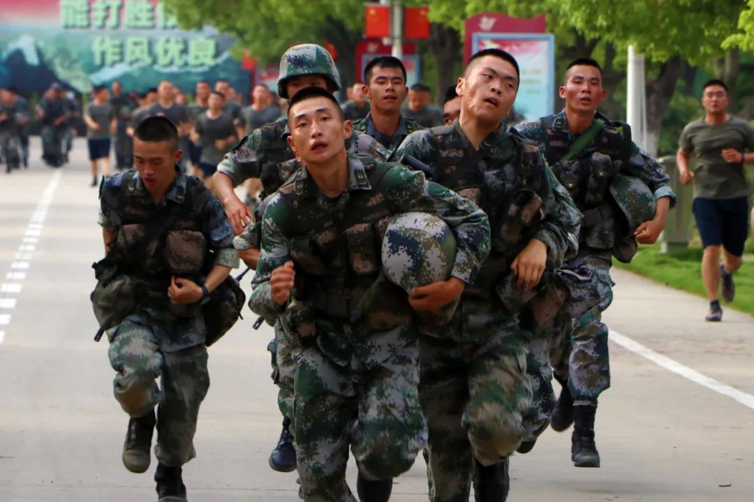 武装五公里表情包来了