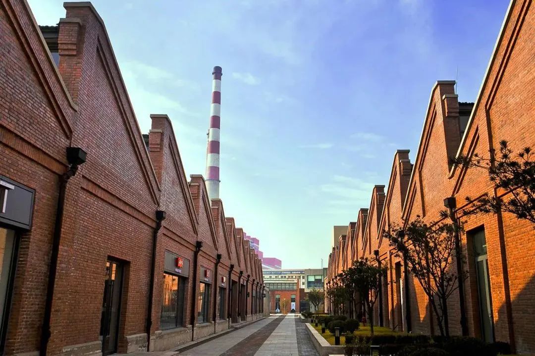 小红书直播探店!探寻百年老厂房的焕然新生