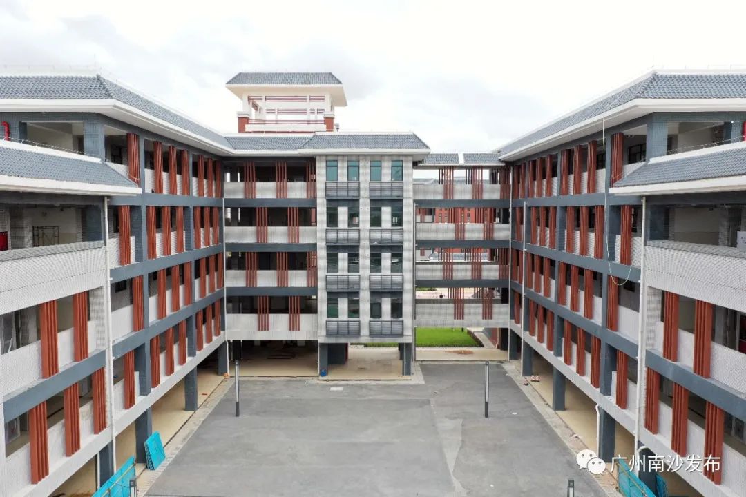 广州大学附属中学初中部 308.jpg