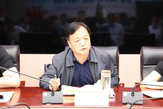 新闻宣传工作进行安排部署,市委政法委副书记张天泉主持会议并讲话