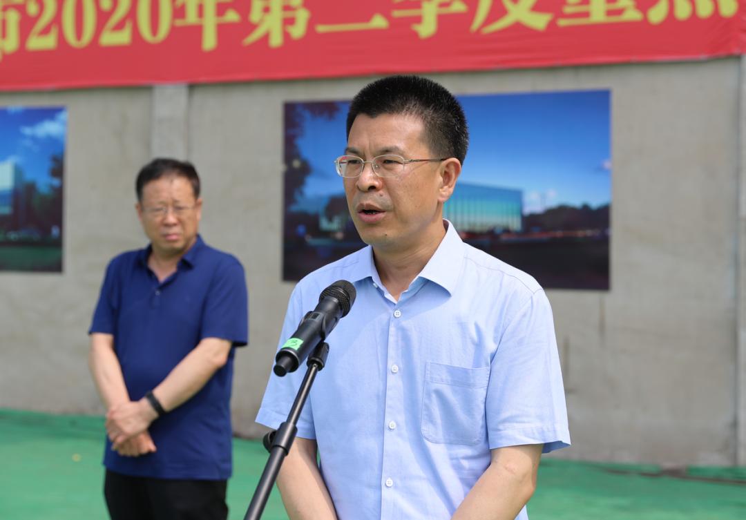 市委常委,政法委书记乔朝英出席开工仪式,区委书记孙辉福主持开工仪式