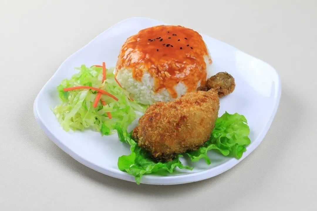 香辣鸡腿饭飘香卤肉饭辛拉面03农园食堂目前开放:一层东区6月13日开始