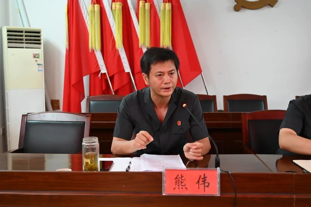 6月12日,商城法院刑事审判庭赴金刚台镇开展"扫黑除恶"集中宣讲活动