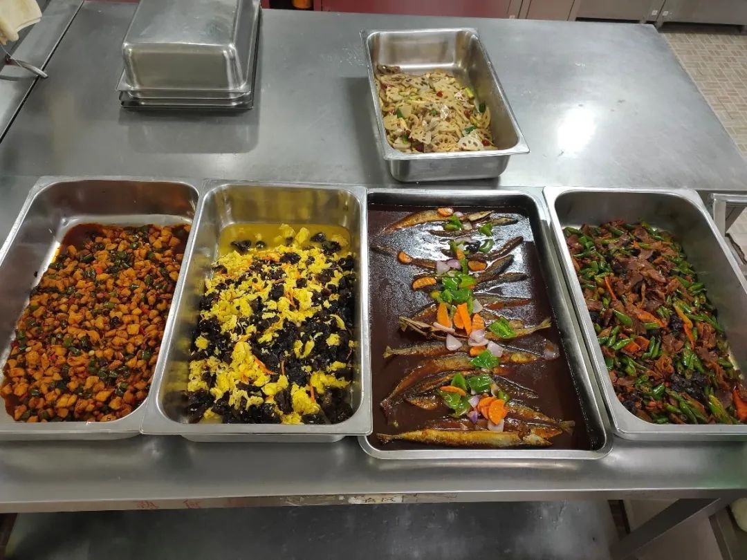 这是哪家单位看到如此美味小编都想调动了