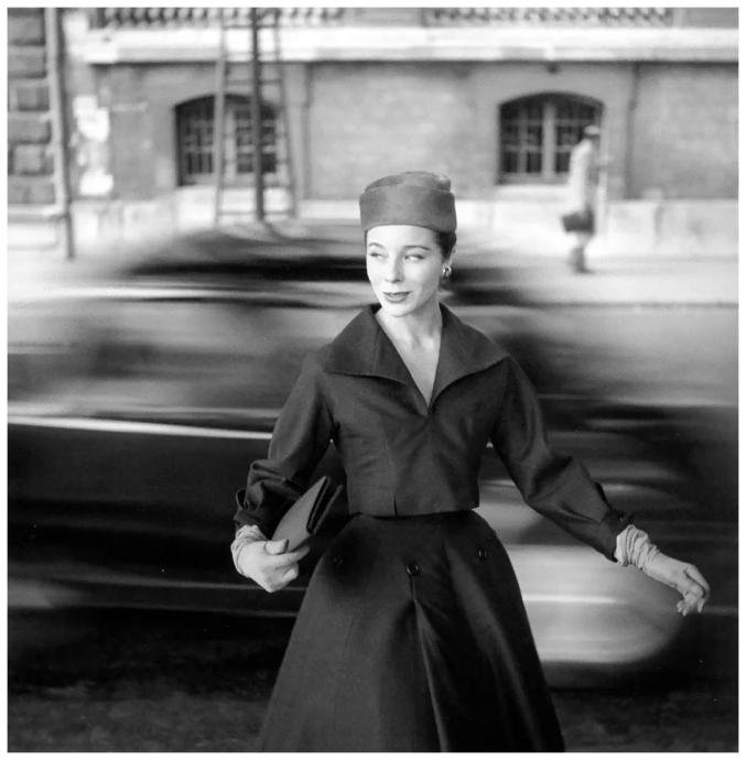 周末养眼法国摄影师镜头下的50年代复古美人优雅高贵让人心醉