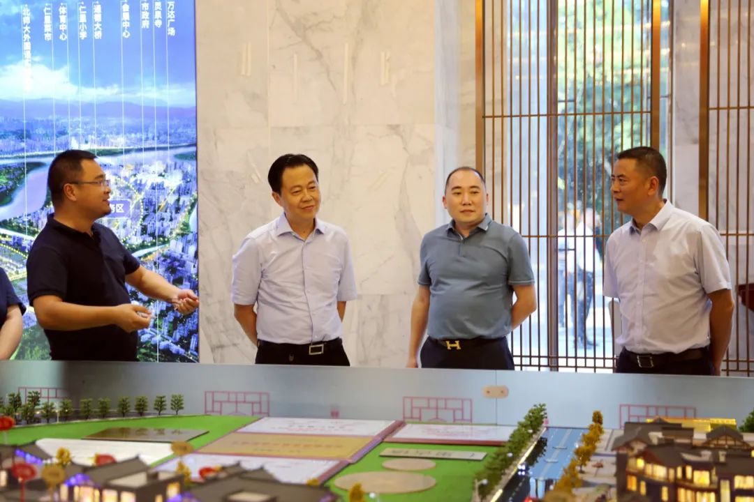 内江高新区党工委书记郑华率队赴遂宁市调研文旅产业项目郑华一行先后