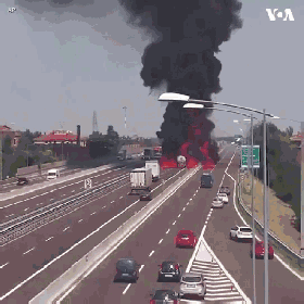 油罐车爆炸