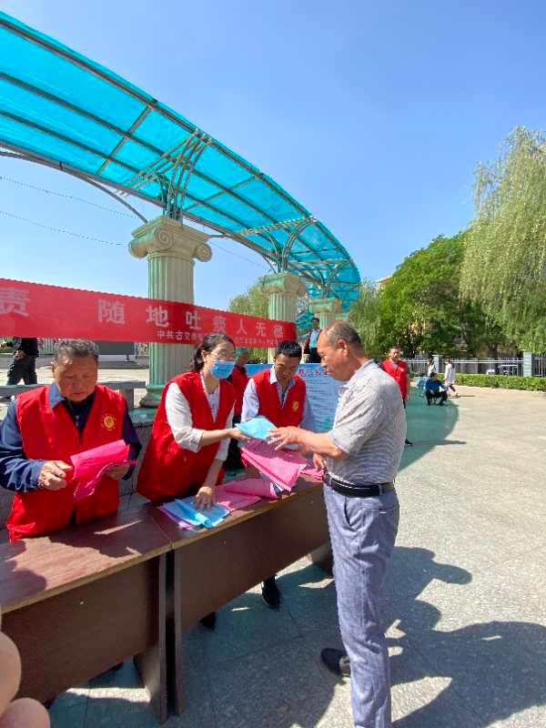 梭峪乡人口_梭峪中心小学图片(3)