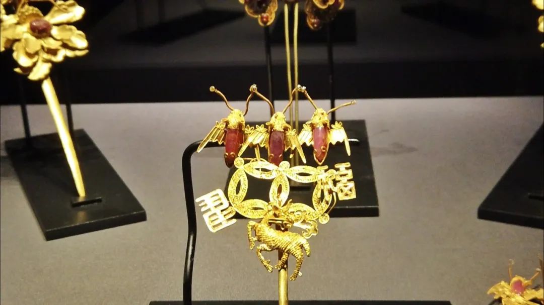 装饰品怎么生产的 504.jpg