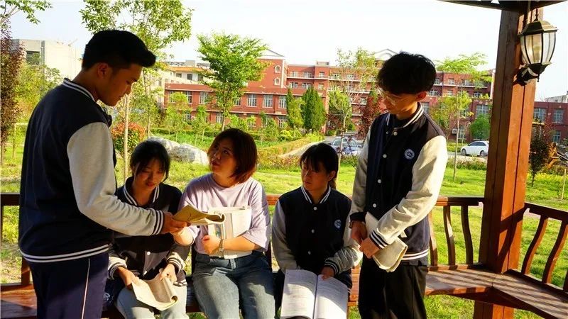 走进徐州市九里中学合作办学深化发展为每个孩子谋个好前程