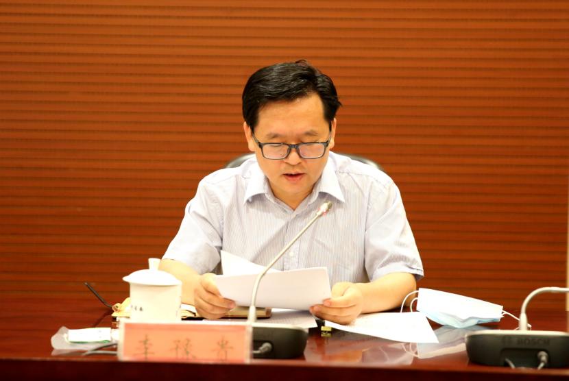 李豫贵在传达学习中