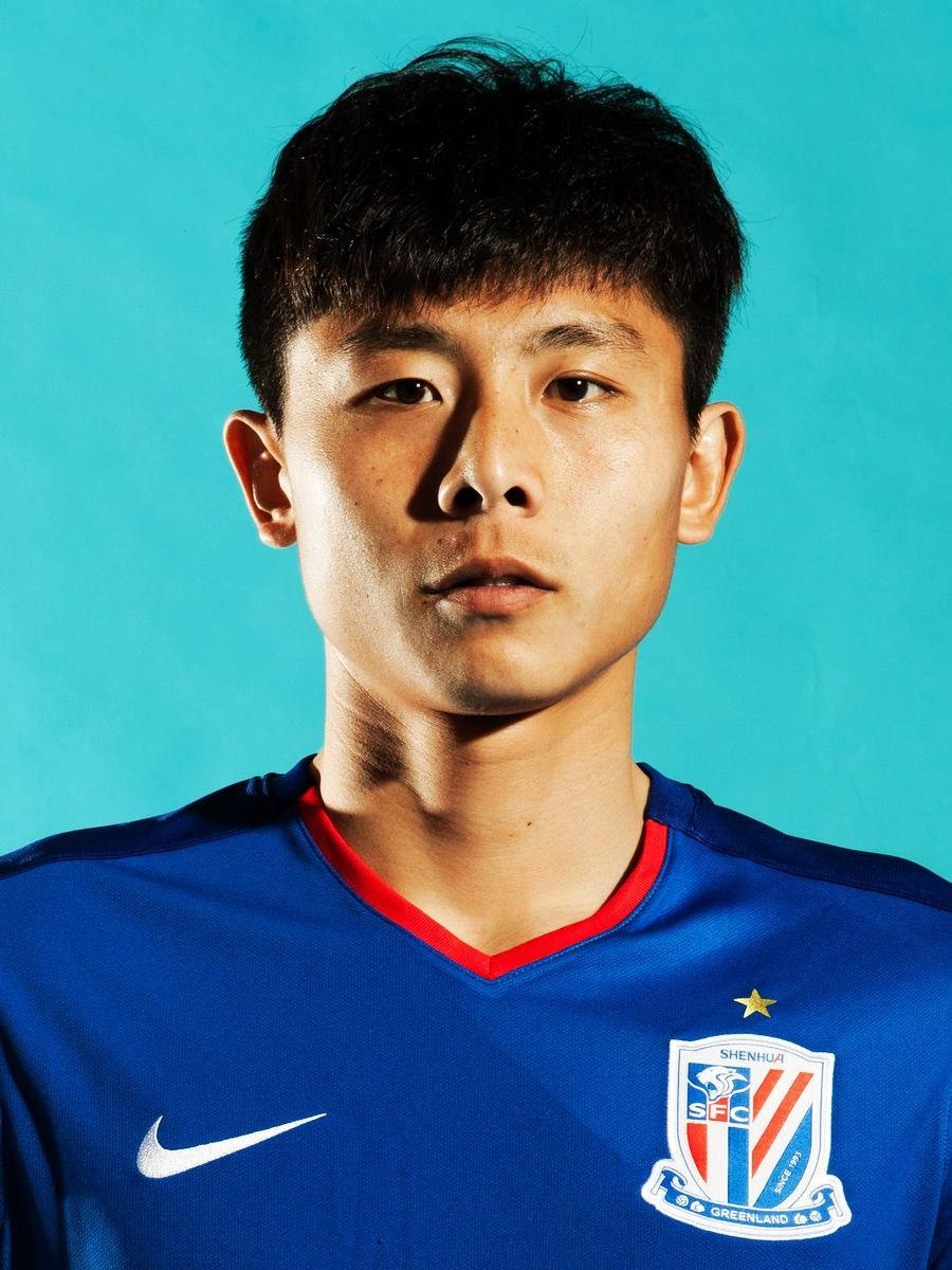 除此外,像中乙的最佳球员朱峥嵘,中甲的最佳球员季骁宣也都是来自根宝