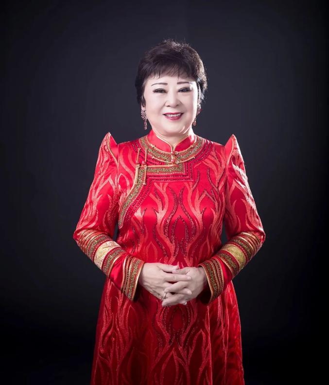 第三期 | 金花乌云塔娜夜莺姐妹向荣包田宝时爽包春明德德玛老师和她