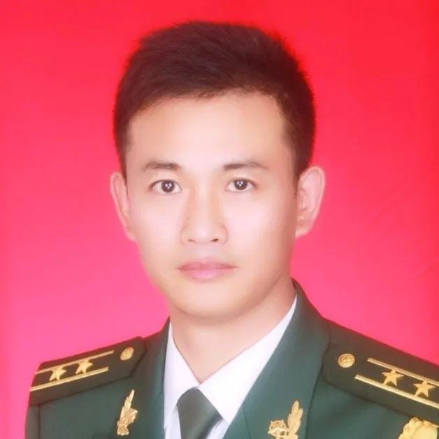 2020特训军事夏令营7天营总教官 原武警浙江省总队机动支队中校军官