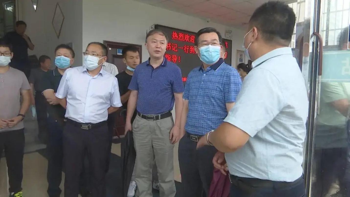 党组书记,副局长陈敏一行在省水利厅副厅长徐卫明,省水文局局长方少文