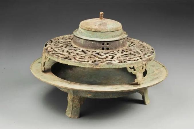 庆城县博物馆线上展览釜罩盘组合式铜火盆