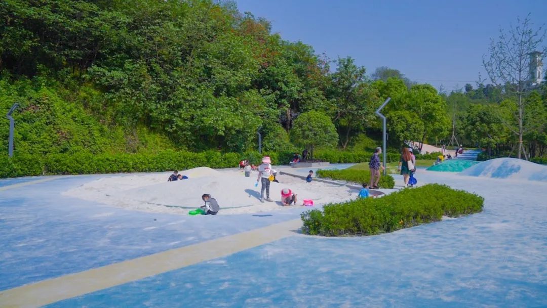 金山公园 舒妮 摄