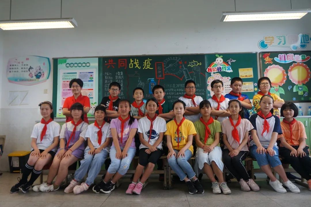 (向上滑动查看更多照片)06崇明区建设小学崇明区横沙幼儿园05(向上