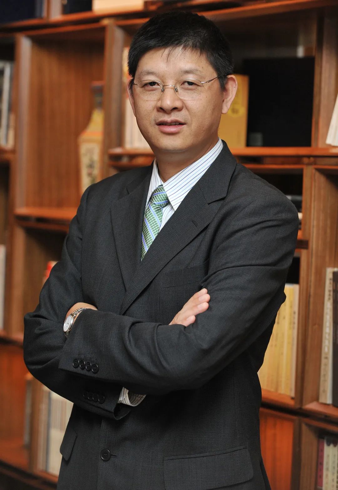 滕斌圣博士现任长江商学院副院长,战略学教授,长江跨国公司研究中心