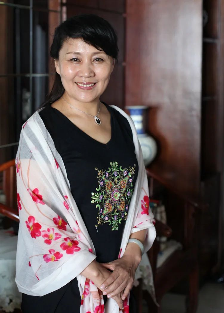 表演艺术家  柴京云作家  王祥夫作家  曹乃谦作家  焦祖尧词作家