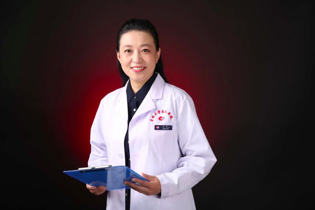 战疫院长访谈录吉林大学第二医院副院长杨薇倾全院之力救治患者公立