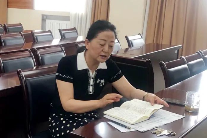 陶夏平副院长寄语青年干警:一要保持思想定力,扣好人生第一粒"扣子"