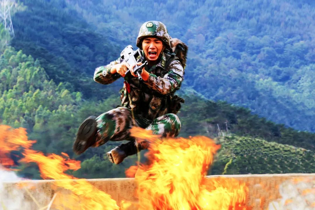 夏日大练兵热04热04热04热04热04热04