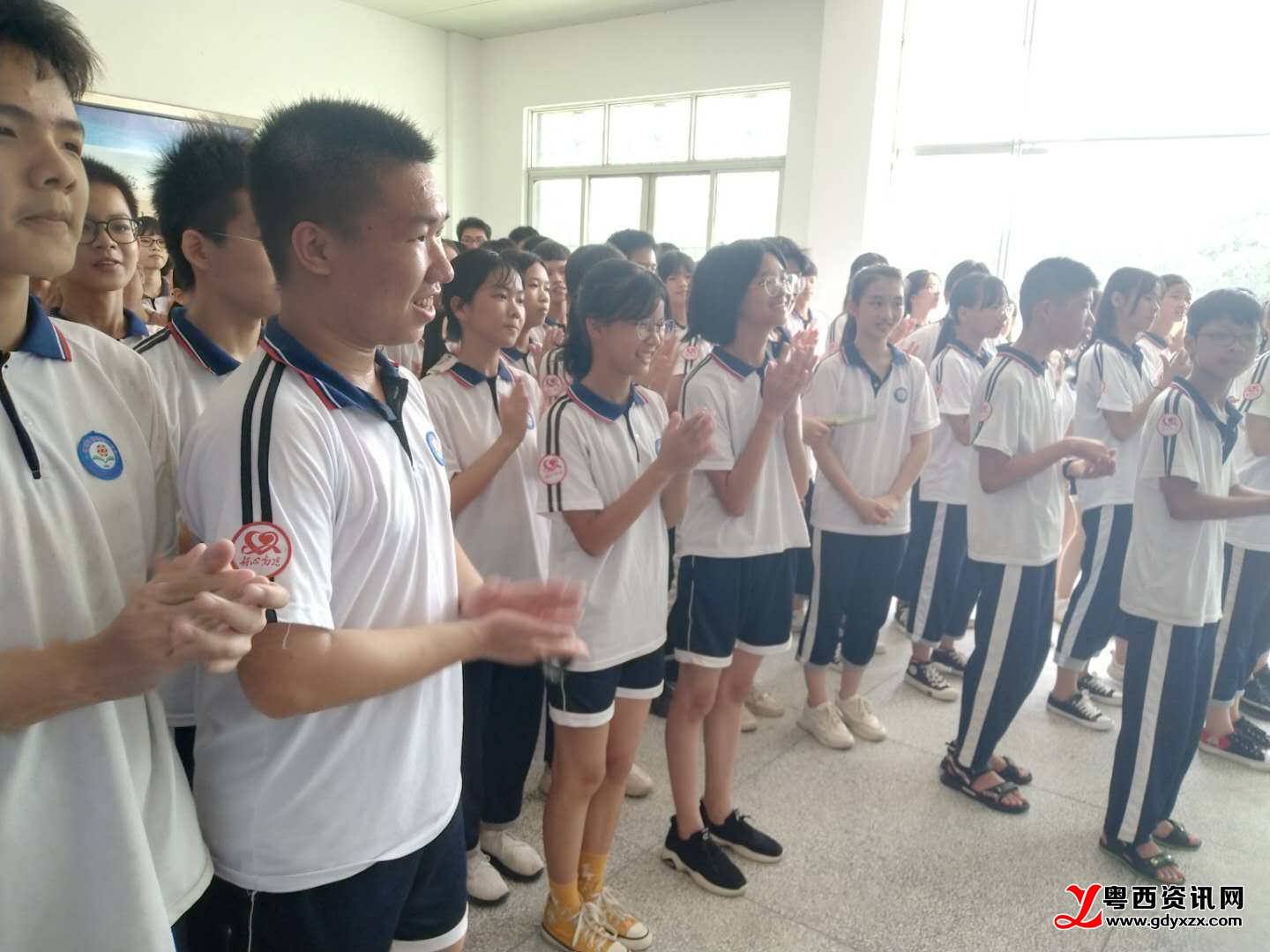 高州市分界镇禁毒办迎来分界一中师生参观学习禁毒知识