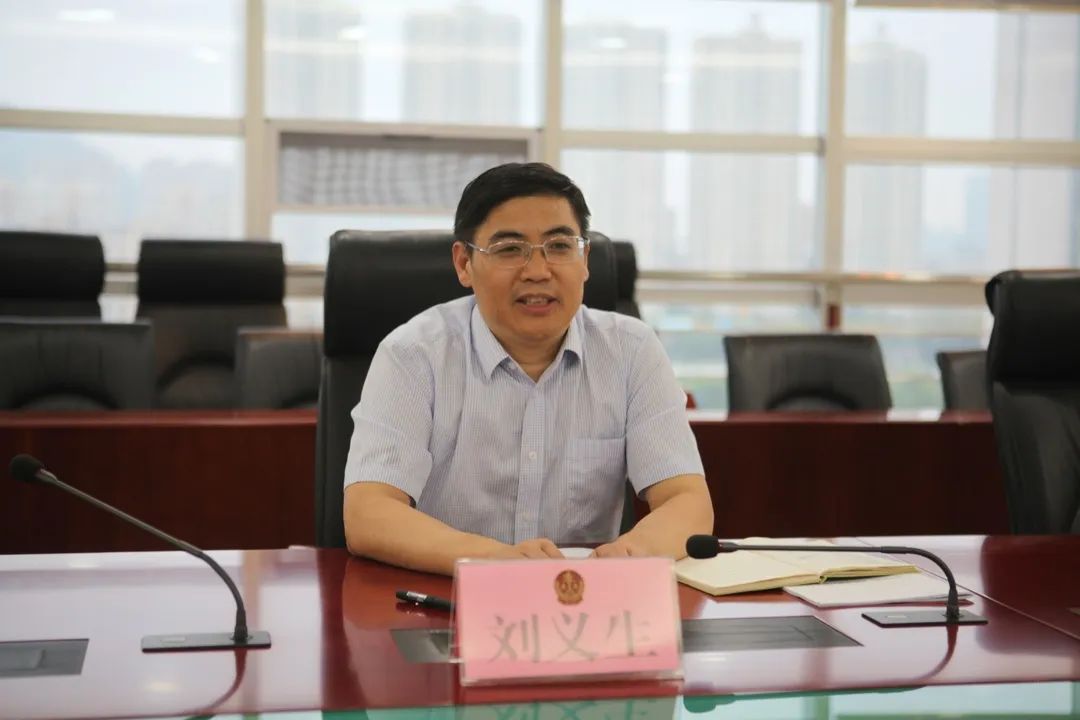 省法院督导组到枣庄法院督导检查四项教育整治活动