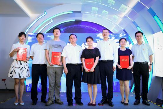 主任卢炳椿,市公安局副局长,市禁毒委副主任,禁毒办常务副主任林传灿