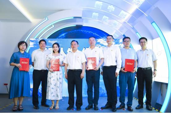 主任卢炳椿,市公安局副局长,市禁毒委副主任,禁毒办常务副主任林传灿