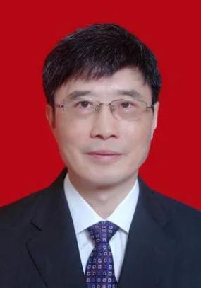 1977年12月参加高考,1978年进入湖南大学工业企业电气自动化专业学习