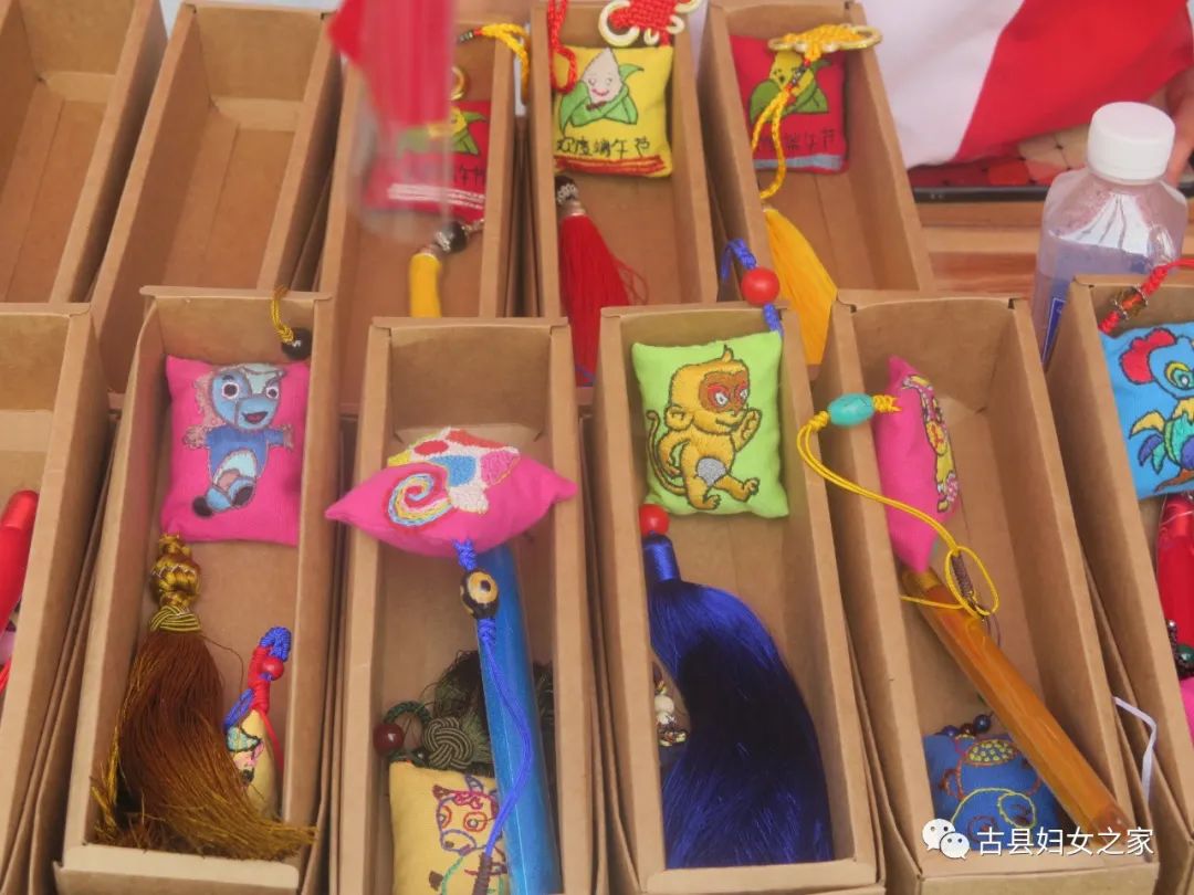 端午节县妇联喊你来挑选纯手工小礼物啦