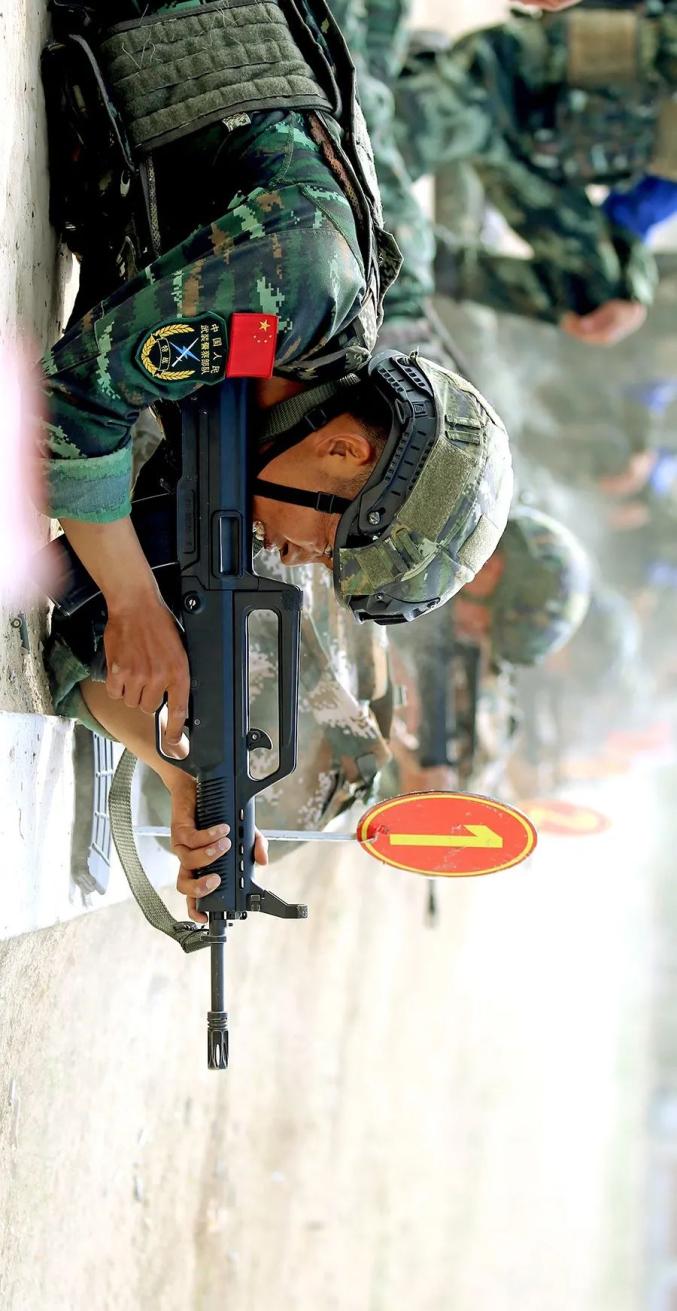 超燃大片武警宁夏总队特战勇士极限训练现场震撼来袭