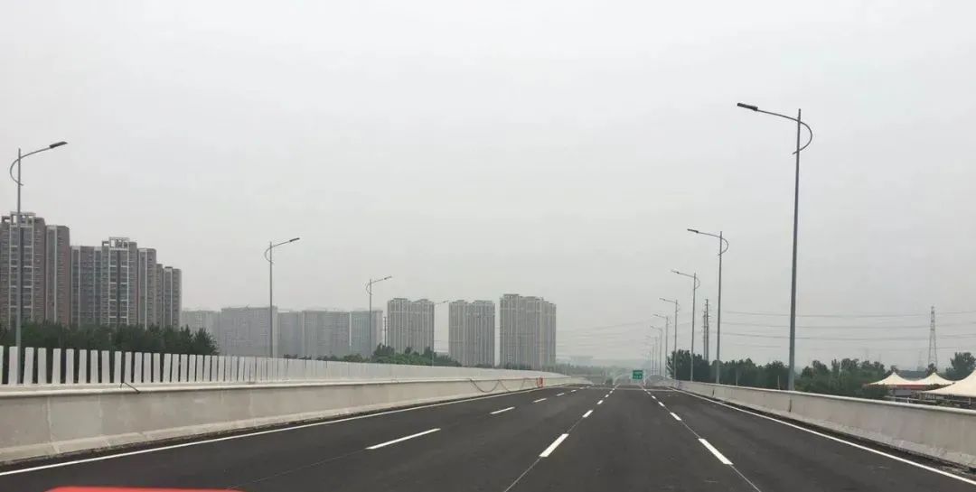 886.jpg