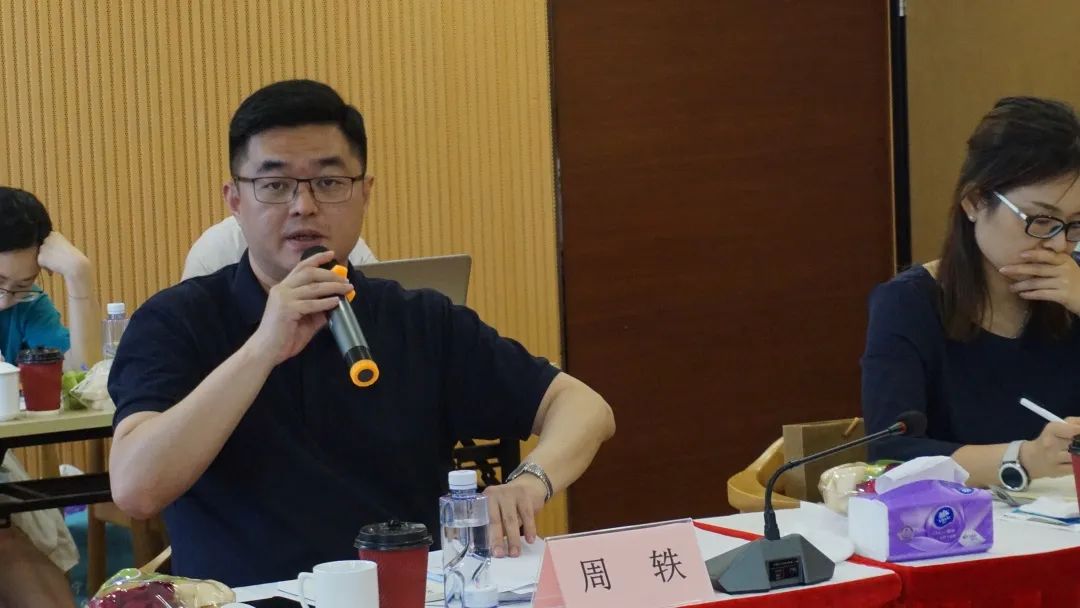 大宁路街道办事处副主任周轶结合辖区文化发展和社区教育规划情况,对